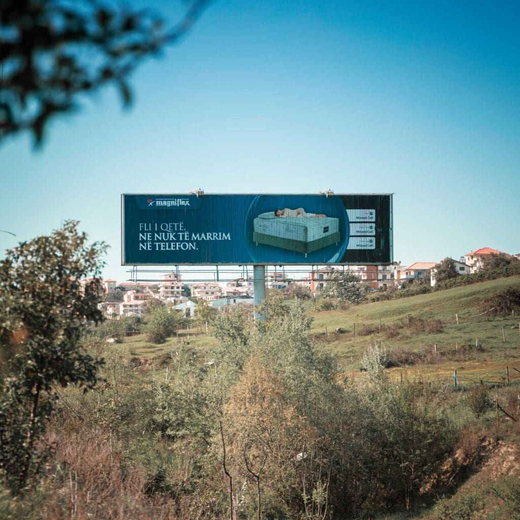 Marketing agency in Albania creates a standout billboard for Magniflex, drawing public interest with clever visuals.